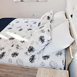 Entire Unit Lima *free Parking Space Apartman *
