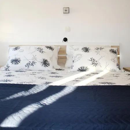 Entire Unit Lima *free Parking Space *